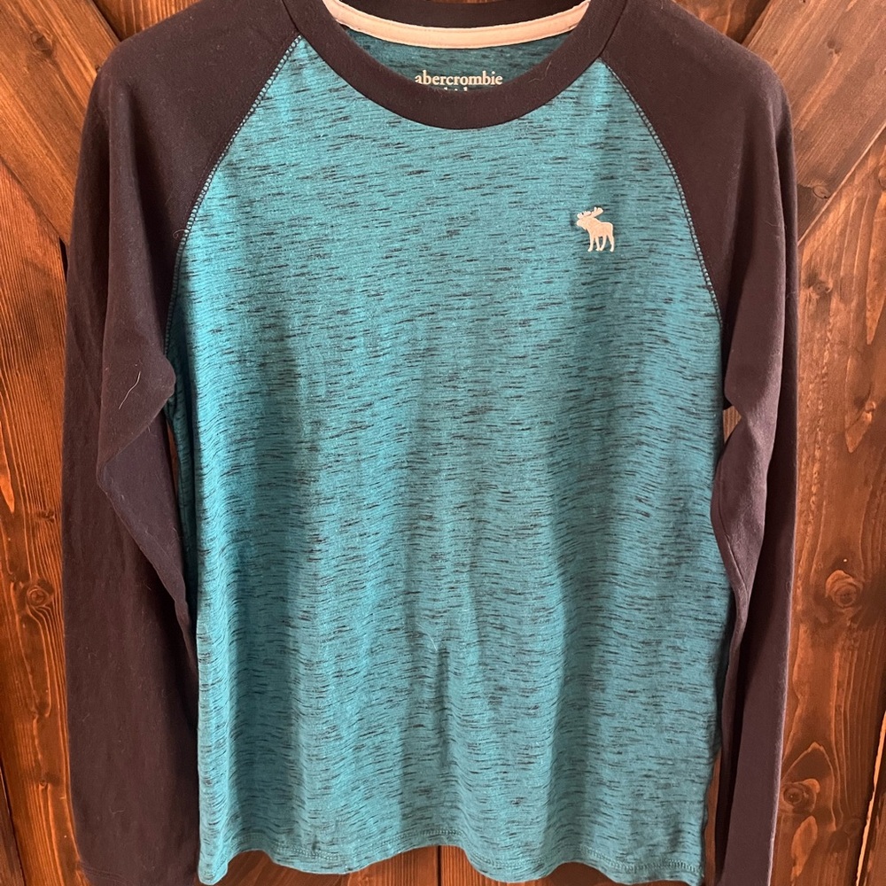 Abercrombie & Fitch Teal and Black Kids Short Sleeve Tee